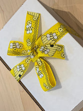 Load image into Gallery viewer, Mummy-To-Bee Starter Pack